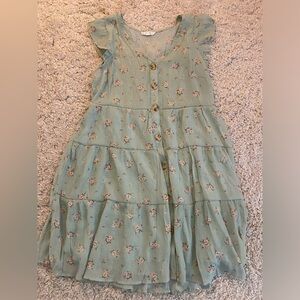 Women’s dress size large